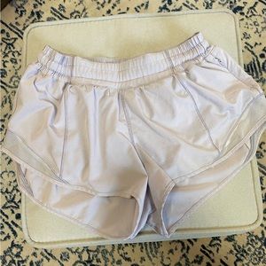 Lulu Lemon Hotty Hot shorts